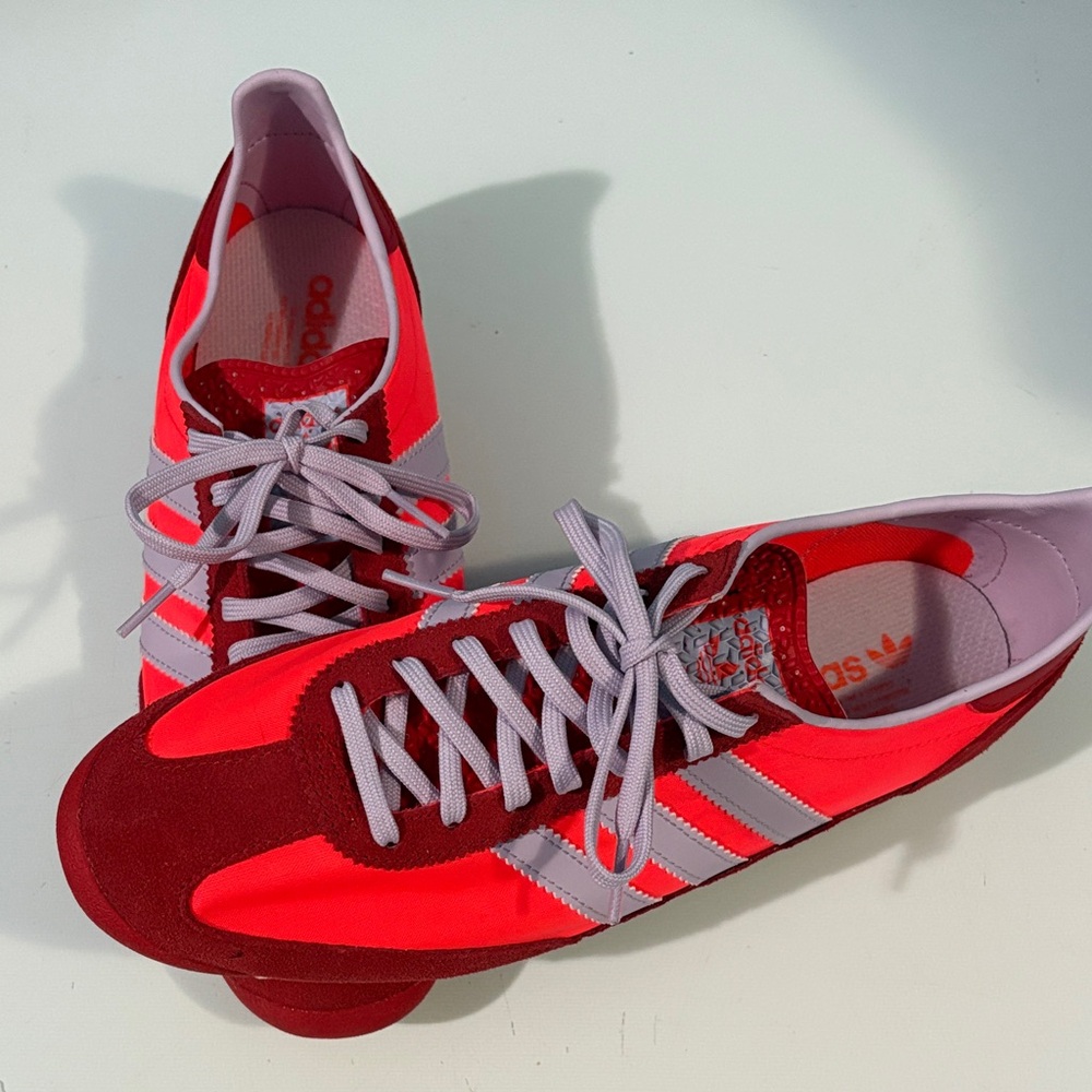 Adidas Running Solar Red, Ice Lavender, Better Scarlet SL 72 OG size 10 Women’s